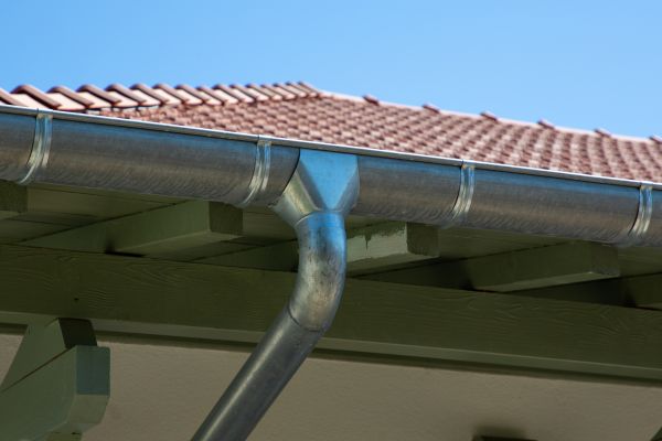 Professional Eavestrough Repair